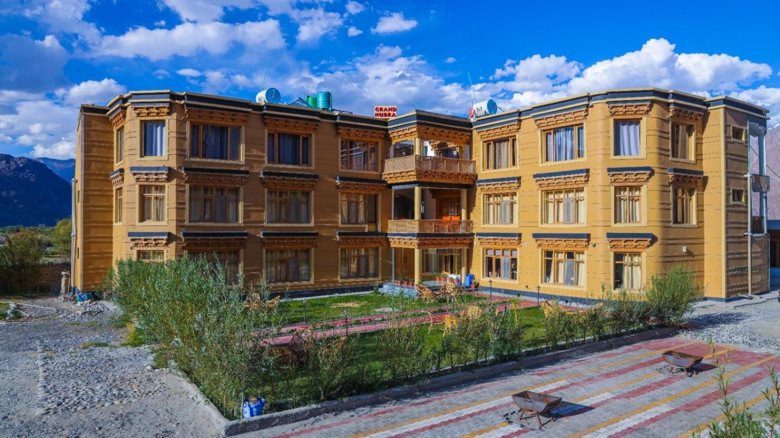 Hotel Grand Nubra Deskit Εξωτερικό φωτογραφία